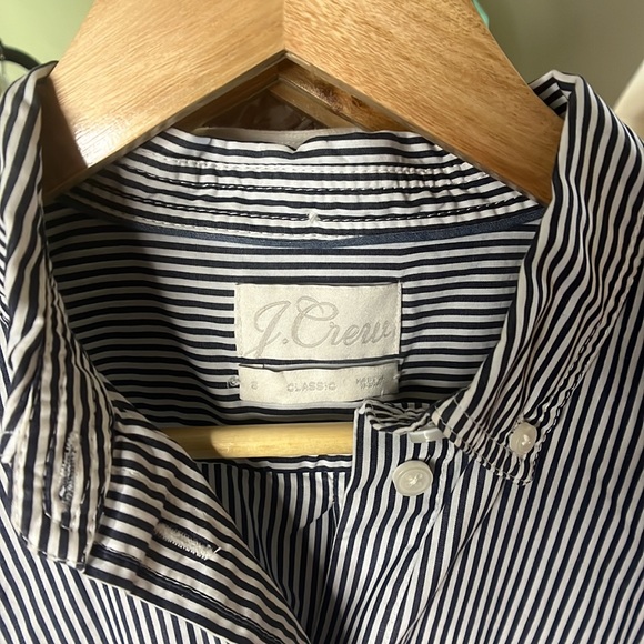J. Crew Blue Striped Cotten Bottom-Down Shirt. - Picture 3 of 4